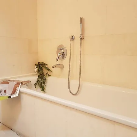 Brandolini Rota Apartment